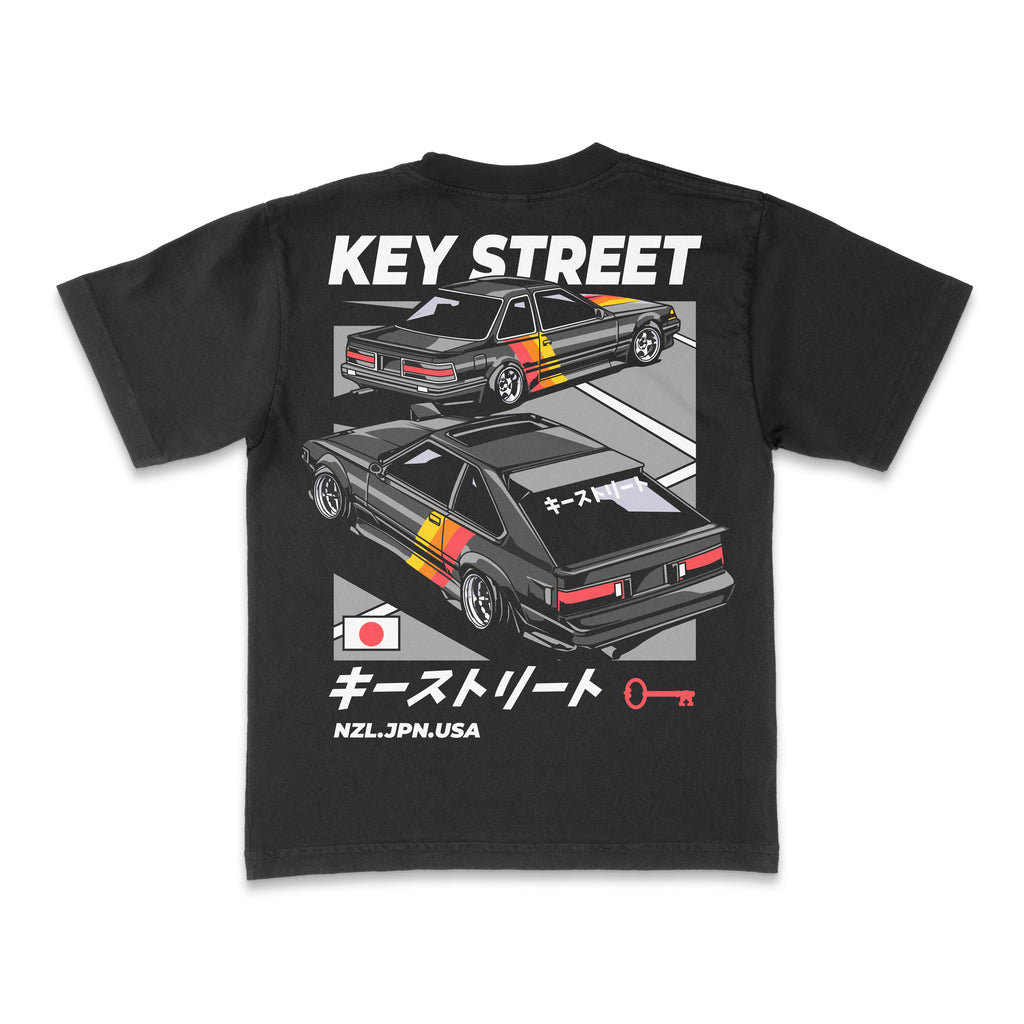 Antiques Roadshow Tee in black